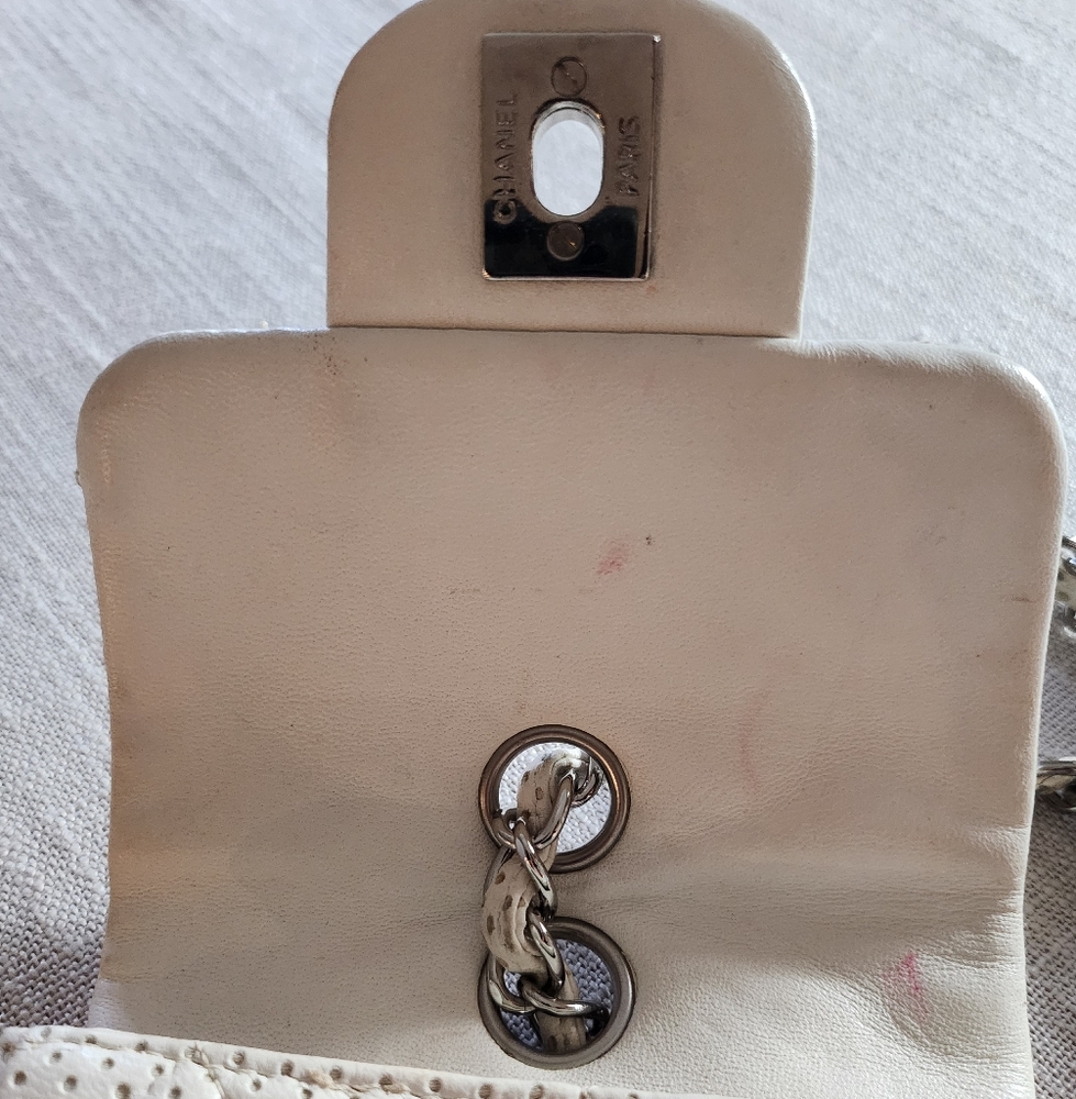 Authentic Chanel Small Chain Bag - Picture 4 of 9